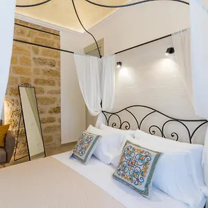 mama-tita-rooms-and-breakfast.palermohotels.org/